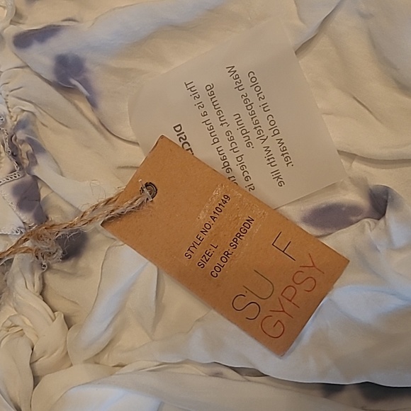 Tie Dye Romper - Picture 5 of 5